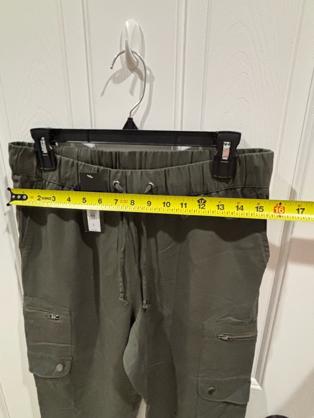 NWT Banana Republic Women’s Olive Green Cargo Jogger  - Casual Utility Style - Picture 7 of 9